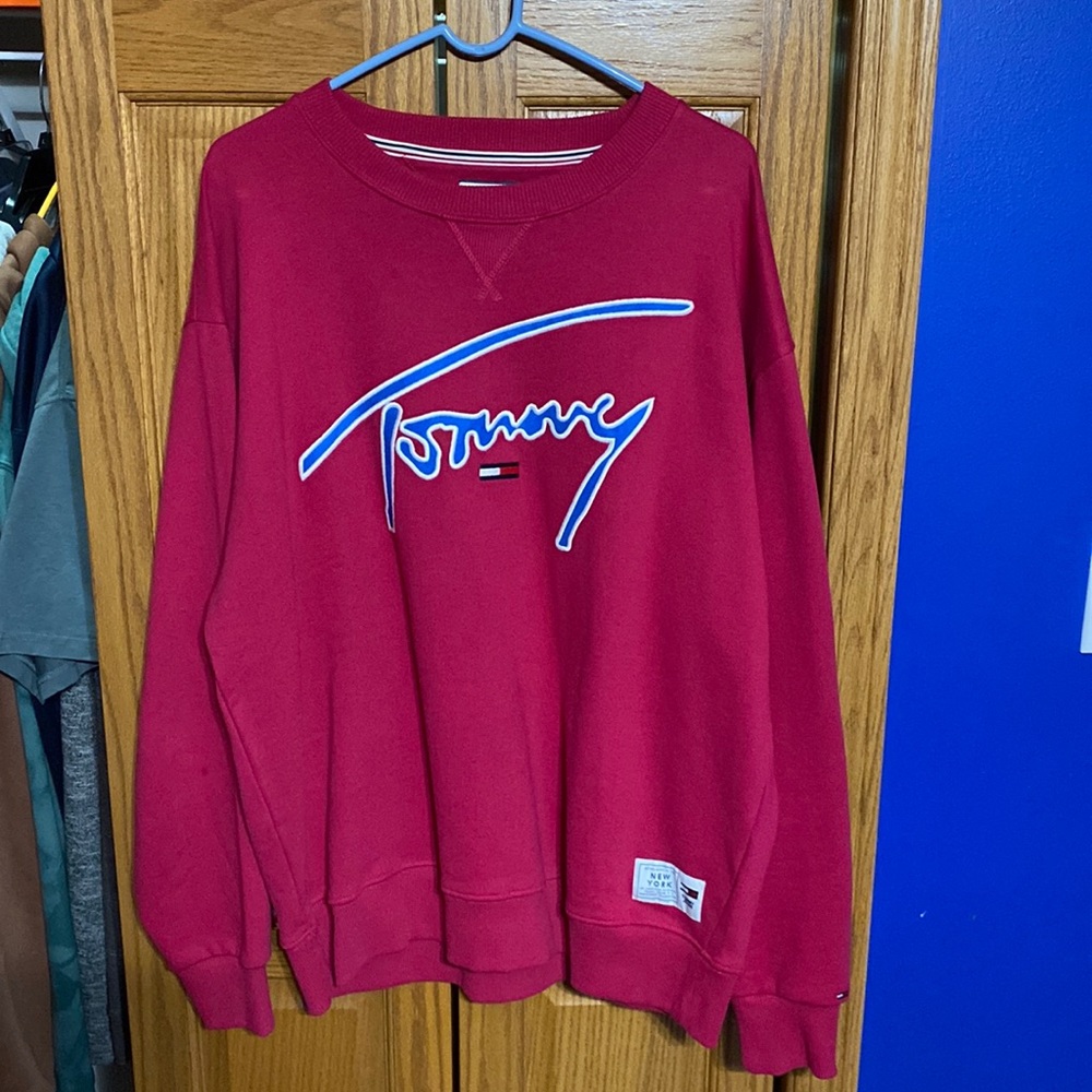 Tommy Jeans pullover crew neck. Size XL